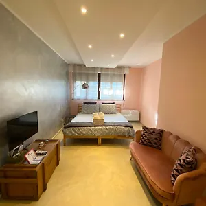 Cool Flat - Private Parking & Rooftop Terrace Hébergement de vacances Bellagio