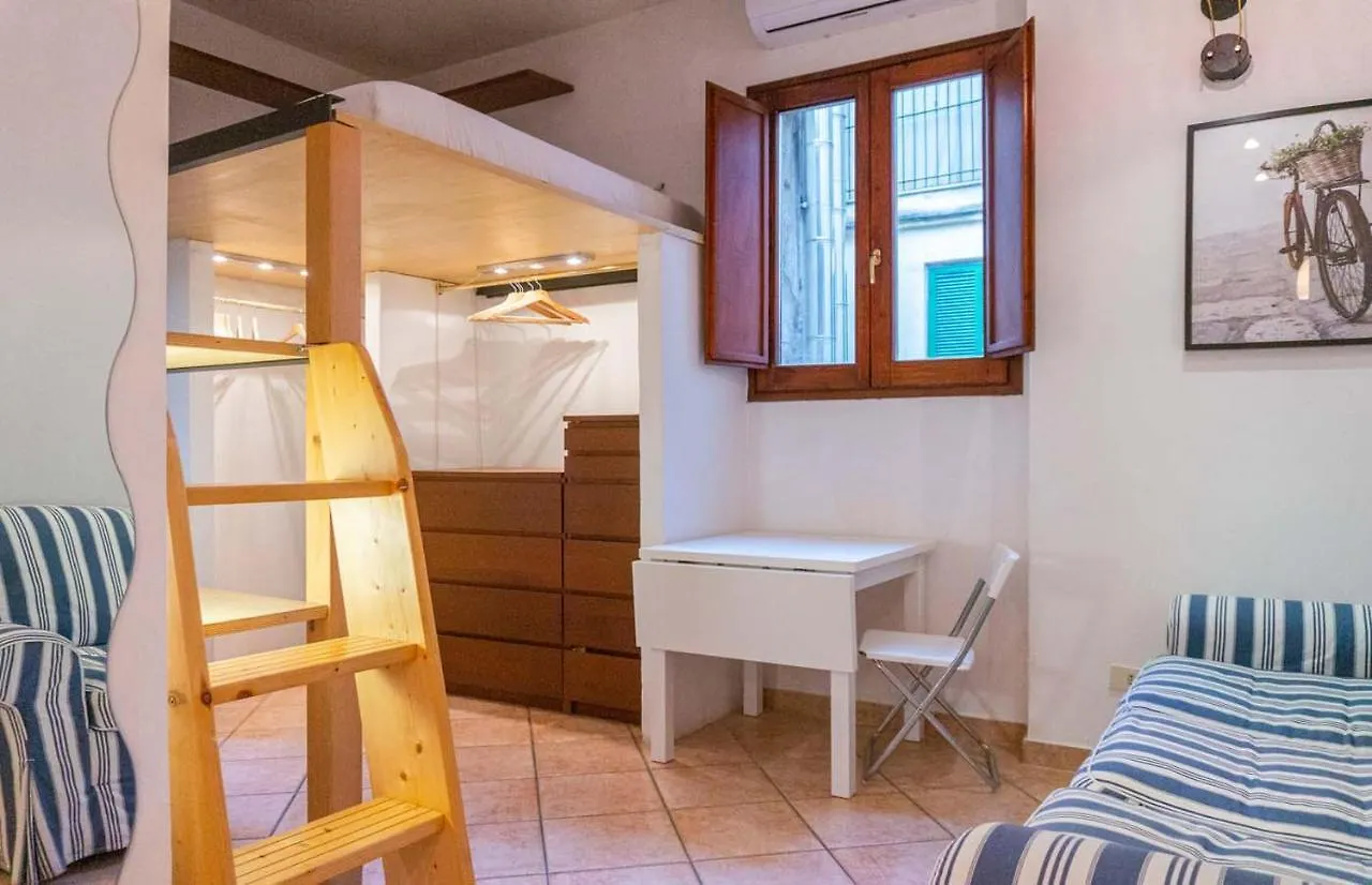 Monti Studio Apartment Rzym